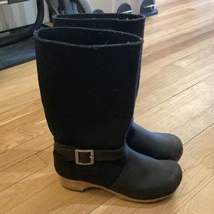 Sanita wool clog boots size 39